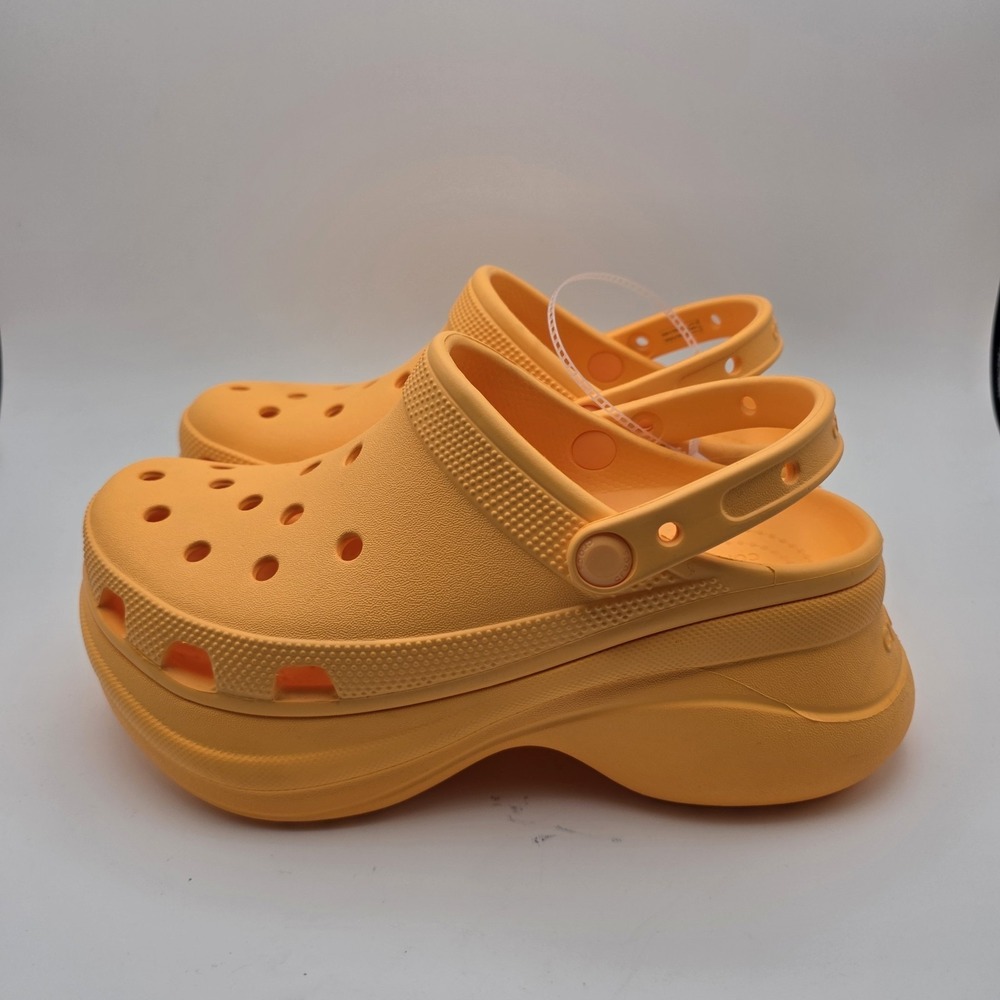 Crocs Bae Clog Women's 9 Orange Platform Chunky Sandal NWOT Classic Style - Picture 6 of 11